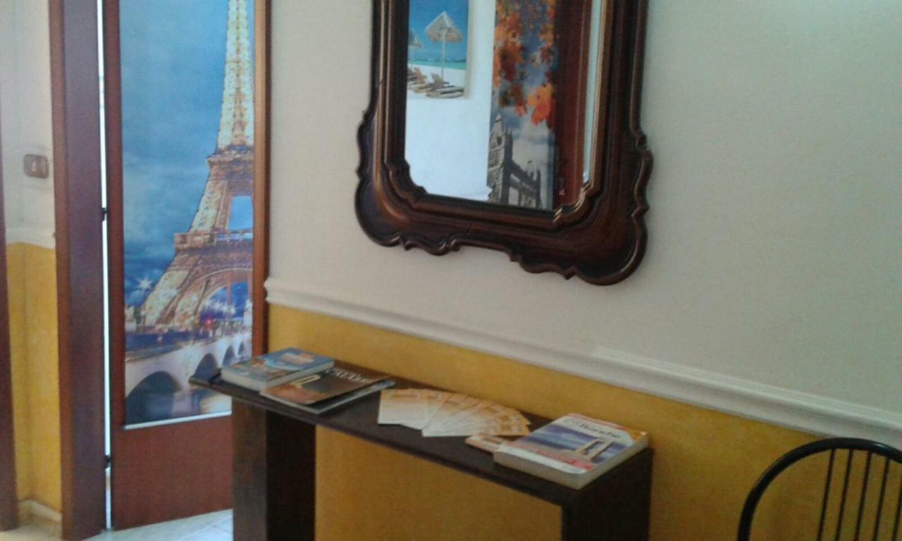 Il Tuo Letto Sullo Stretto Bed and Breakfast Reggio di Calabria Eksteriør billede