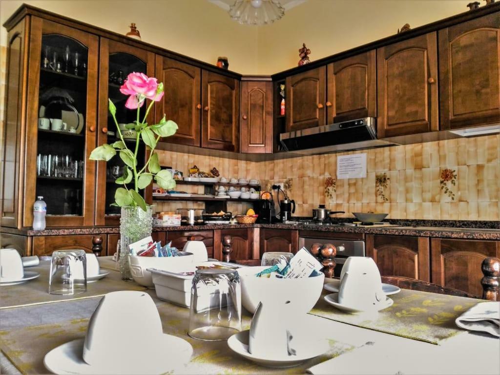 Il Tuo Letto Sullo Stretto Bed and Breakfast Reggio di Calabria Eksteriør billede